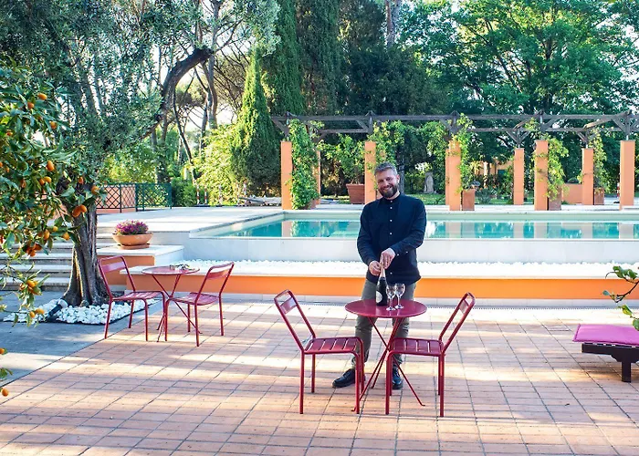 Hero's Garden Relais Appart hôtel 4*